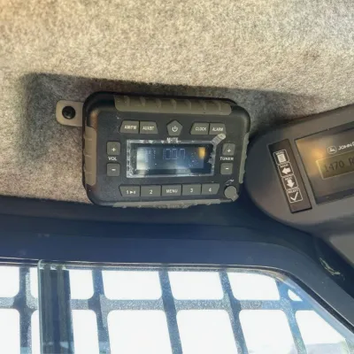 2022 Deere 318G thumbnail