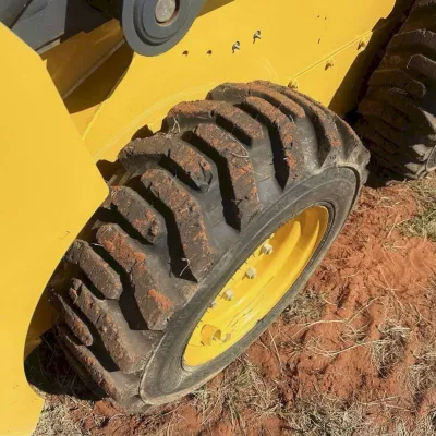 2022 Deere 318G thumbnail
