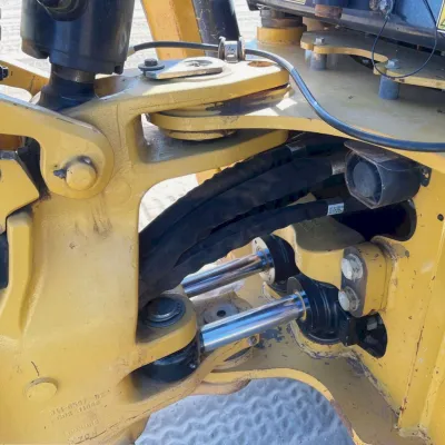 2018 Caterpillar 416F2 thumbnail