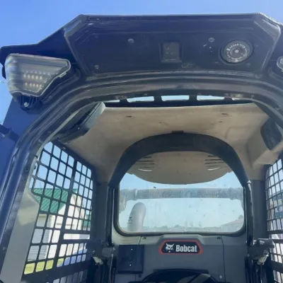 2021 Bobcat T64 thumbnail