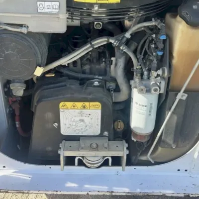 2021 Bobcat T64 thumbnail