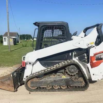 2021 Bobcat T64 thumbnail