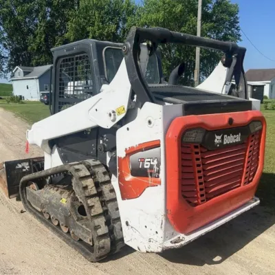 2021 Bobcat T64 thumbnail
