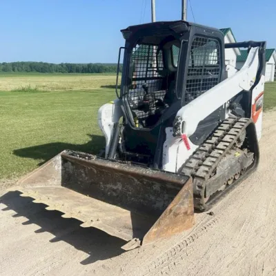 2021 Bobcat T64 thumbnail