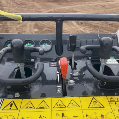 2023 Bobcat MT100 thumbnail