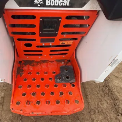 2023 Bobcat MT100 thumbnail