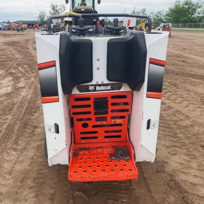 2023 Bobcat MT100 thumbnail