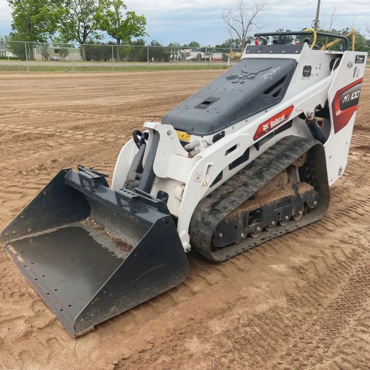 2023 Bobcat MT100