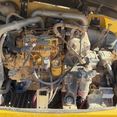 2017 Caterpillar TL642D thumbnail