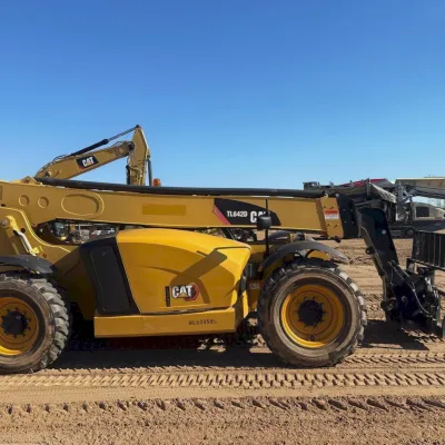2017 Caterpillar TL642D thumbnail