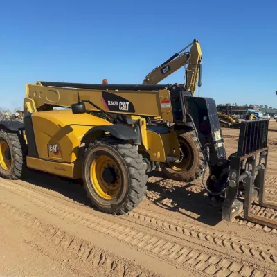 2017 Caterpillar TL642D thumbnail