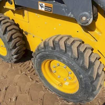 2022 Deere 318G thumbnail
