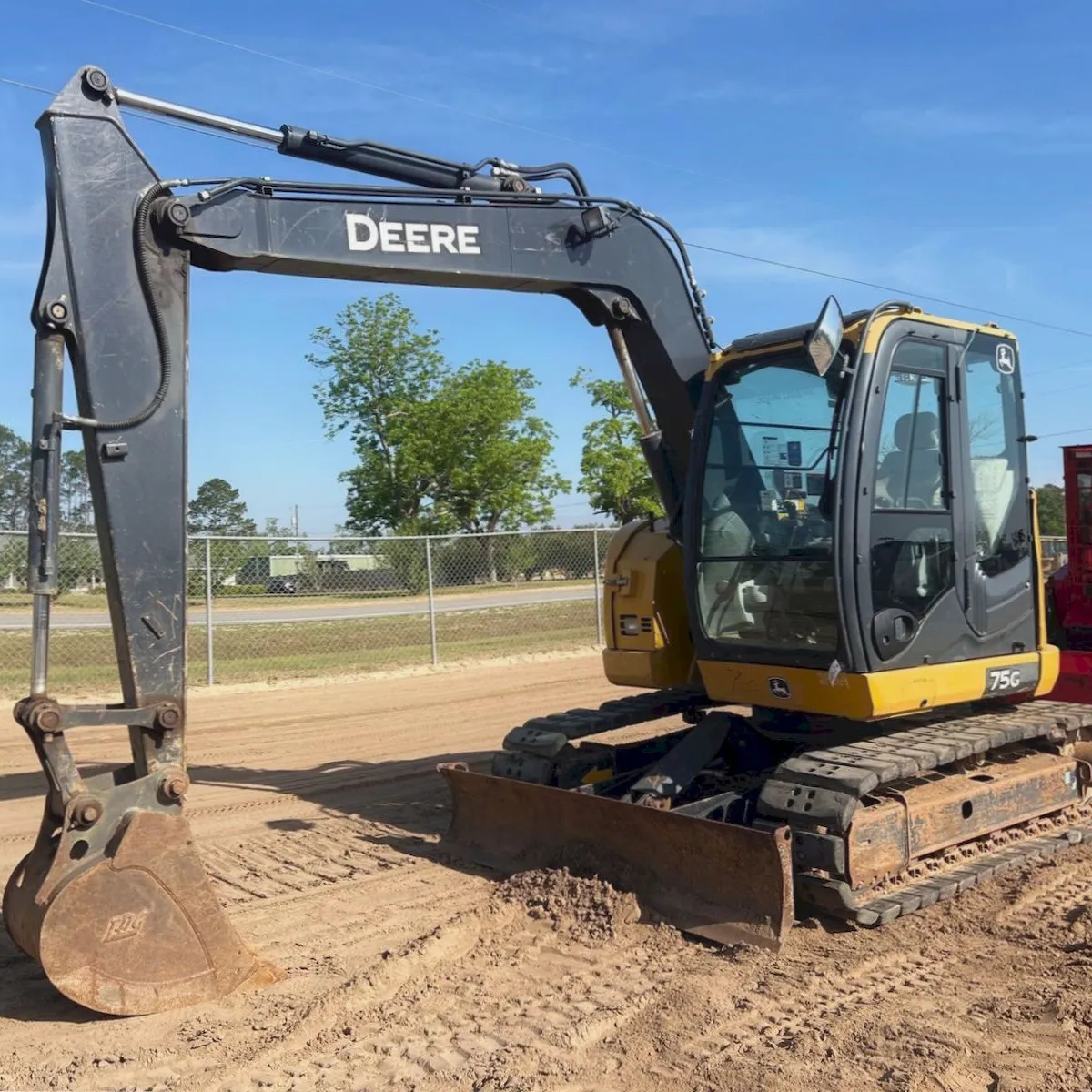 2018 Deere 75G