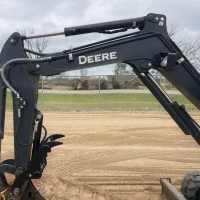 2020 Deere 26G thumbnail
