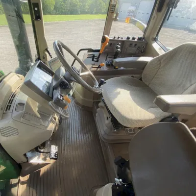 2017 John Deere 6175M thumbnail