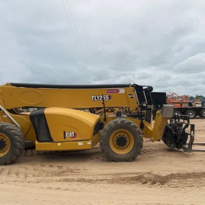 2021 Caterpillar TL1255 thumbnail