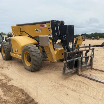 2021 Caterpillar TL1255 thumbnail