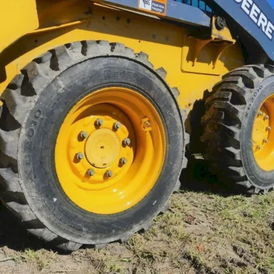 2023 Deere 318G thumbnail