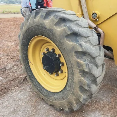 2017 Caterpillar TL642D thumbnail