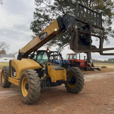 2017 Caterpillar TL642D thumbnail