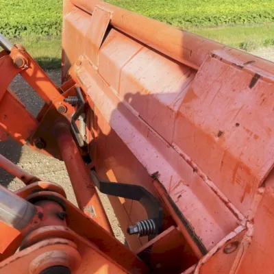 2017 Kubota M6-111 thumbnail