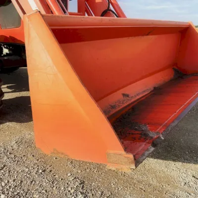 2017 Kubota M6-111 thumbnail