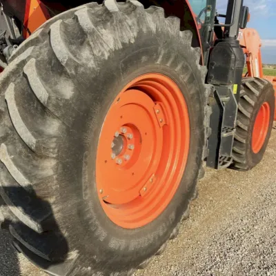 2017 Kubota M6-111 thumbnail