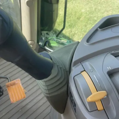 2018 John Deere 6110R thumbnail
