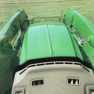 2018 John Deere 6110R thumbnail