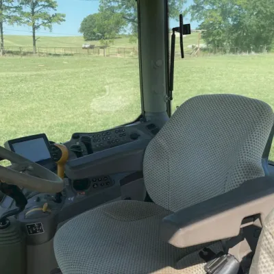 2018 John Deere 6110R thumbnail