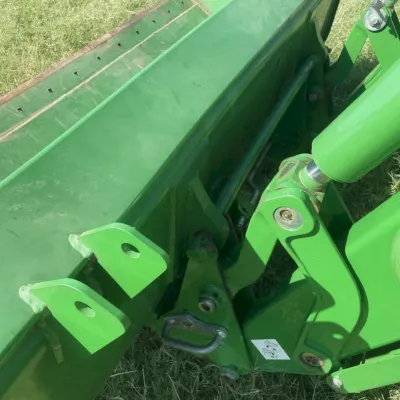 2018 John Deere 6110R thumbnail