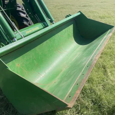 2018 John Deere 6110R thumbnail