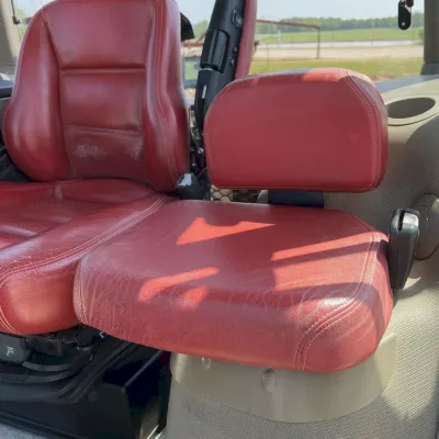 2017 Case IH Magnum 240 CVT thumbnail