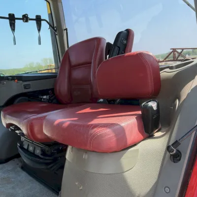 2017 Case IH Magnum 240 CVT thumbnail