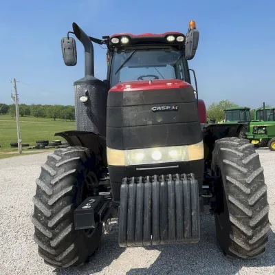 2017 Case IH Magnum 240 CVT thumbnail