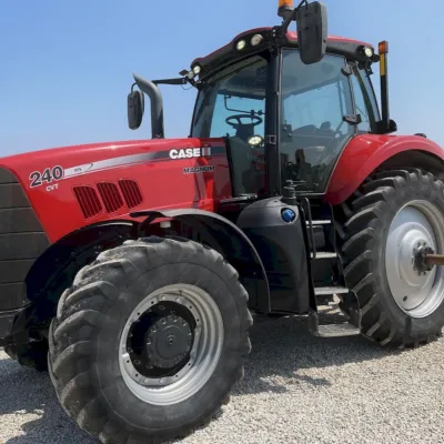 2017 Case IH Magnum 240 CVT thumbnail