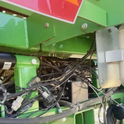 2014 John Deere DB60 Planter thumbnail
