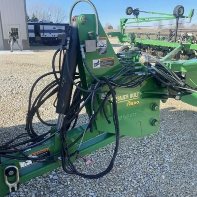 2014 John Deere DB60 Planter thumbnail