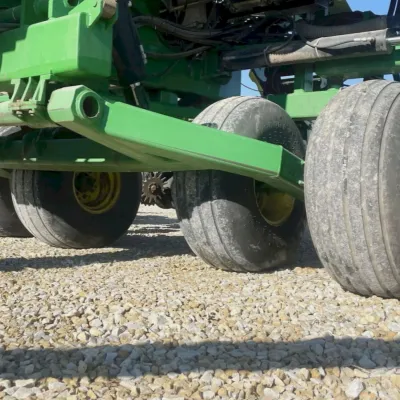 2014 John Deere DB60 Planter thumbnail