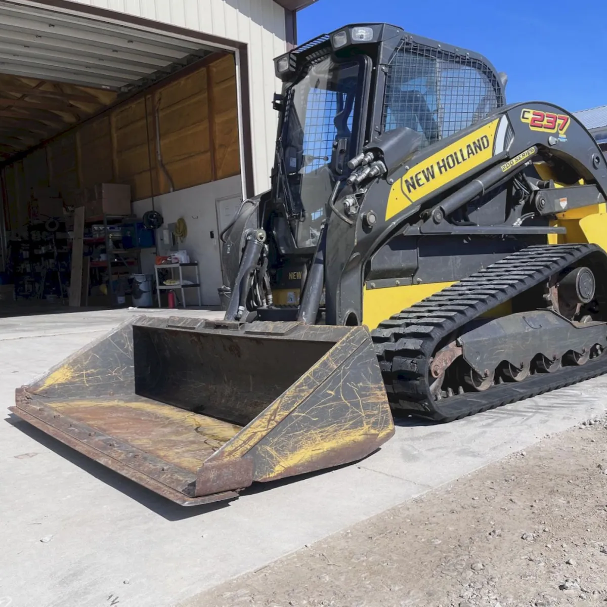 2019 New Holland C237