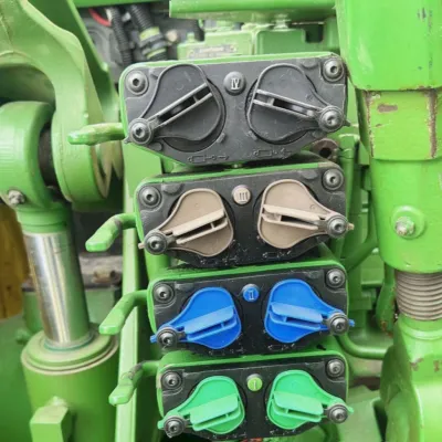 2018 John Deere 8245R thumbnail