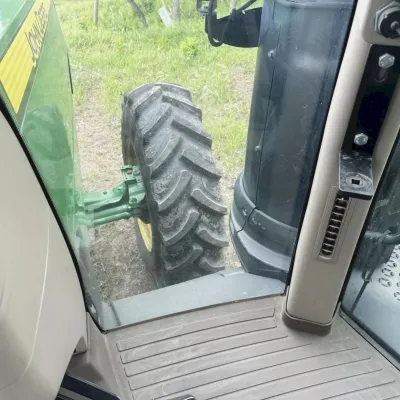 2018 John Deere 8245R thumbnail