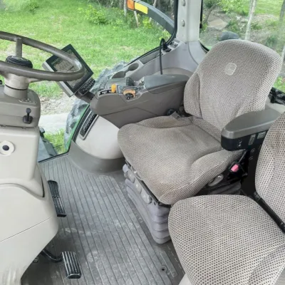2018 John Deere 8245R thumbnail