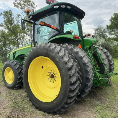 2018 John Deere 8245R thumbnail