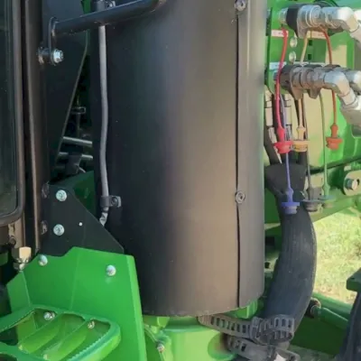 2018 John Deere 6135E thumbnail