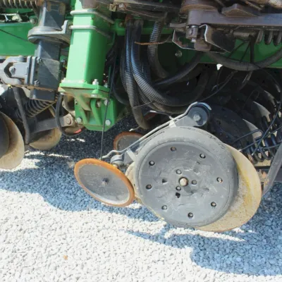 2014 John Deere 1990CCS Seeder thumbnail
