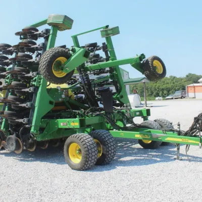 2014 John Deere 1990CCS Seeder thumbnail