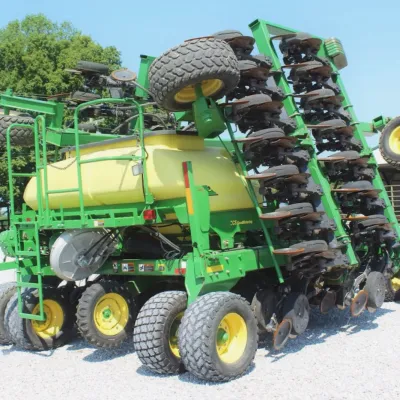 2014 John Deere 1990CCS Seeder thumbnail