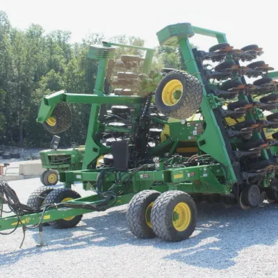 2014 John Deere 1990CCS Seeder thumbnail