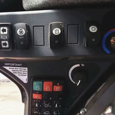 2023 Deere 325G thumbnail